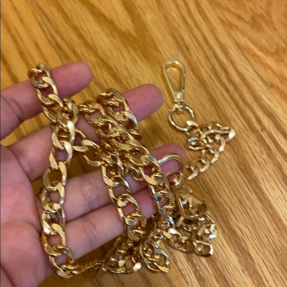 Bag chain